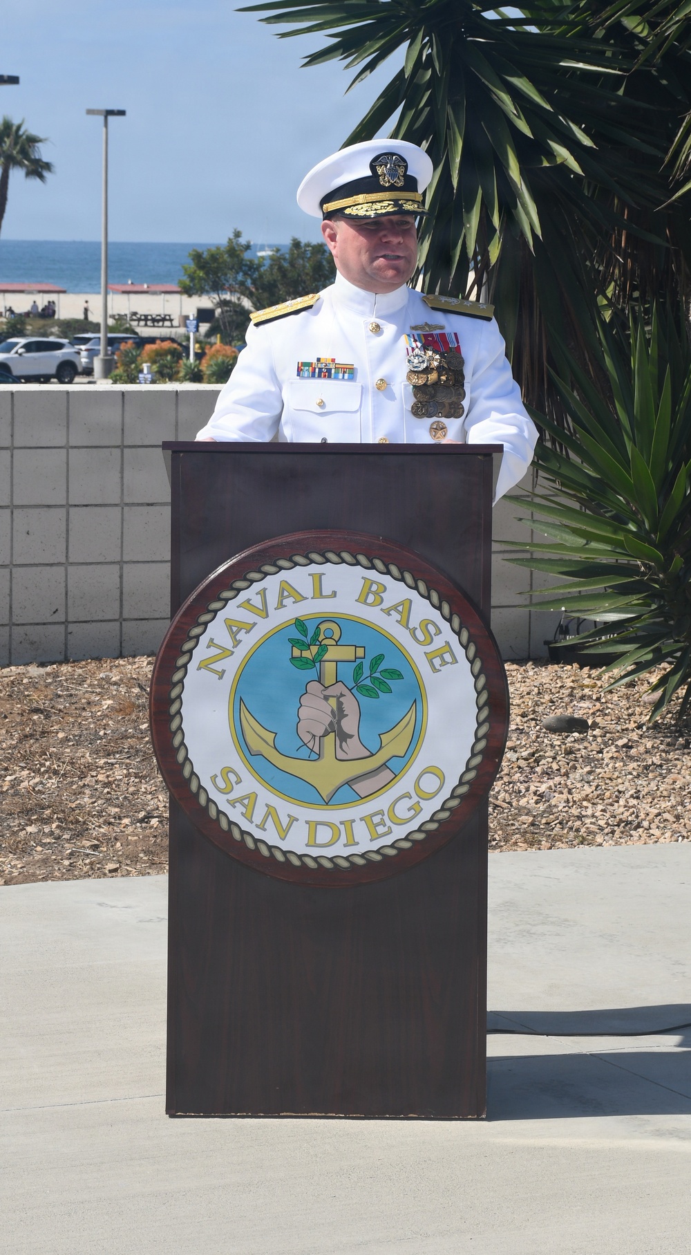USNS Mercy Medical Treatment Facility Welcomes New Commanding Officer