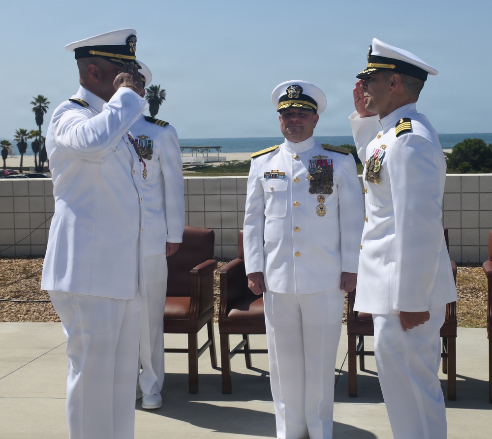 USNS Mercy Medical Treatment Facility Welcomes New Commanding Officer