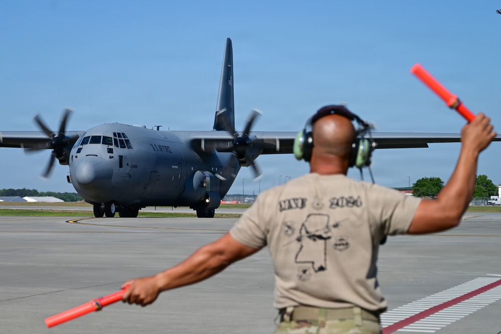 165th Airlift Wing hosts Benedictine Military School JROTC orientation flight