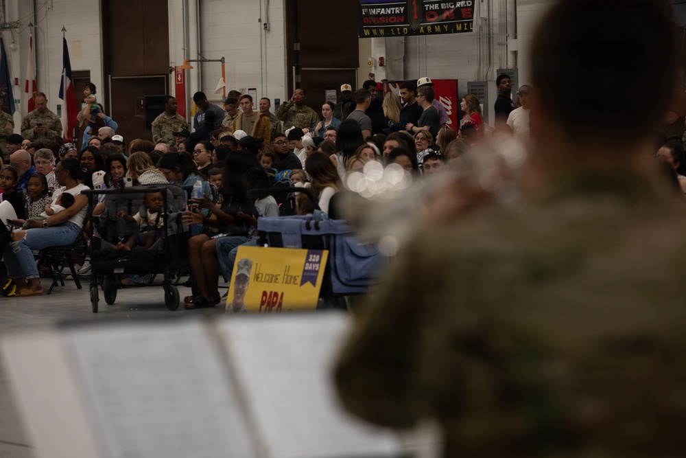 1st ABCT Soldiers Return to Fort Riley After Poland Rotation