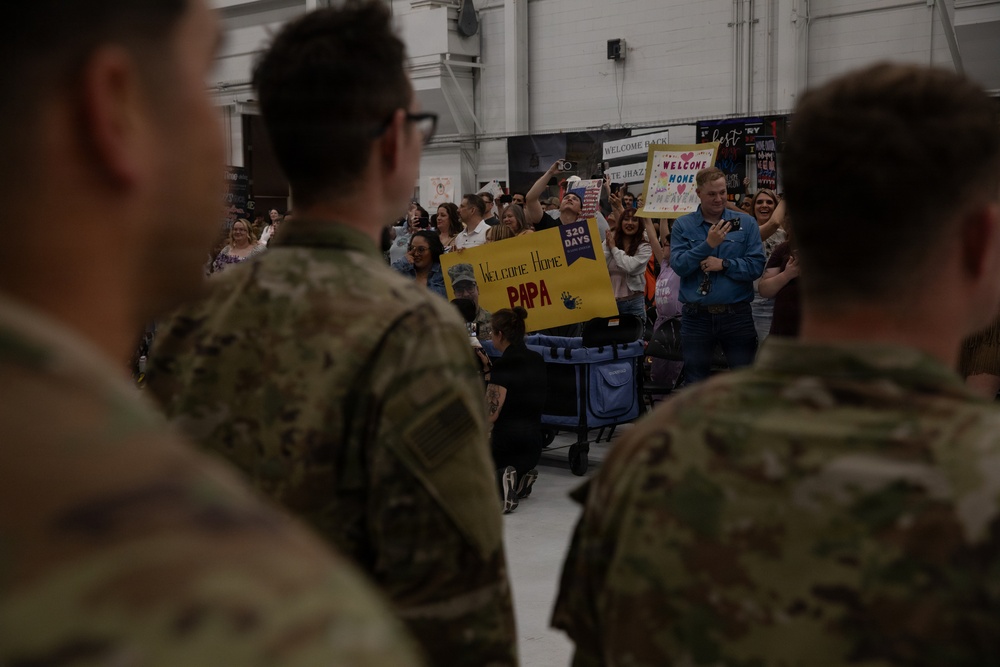1st ABCT Soldiers Return to Fort Riley After Poland Rotation