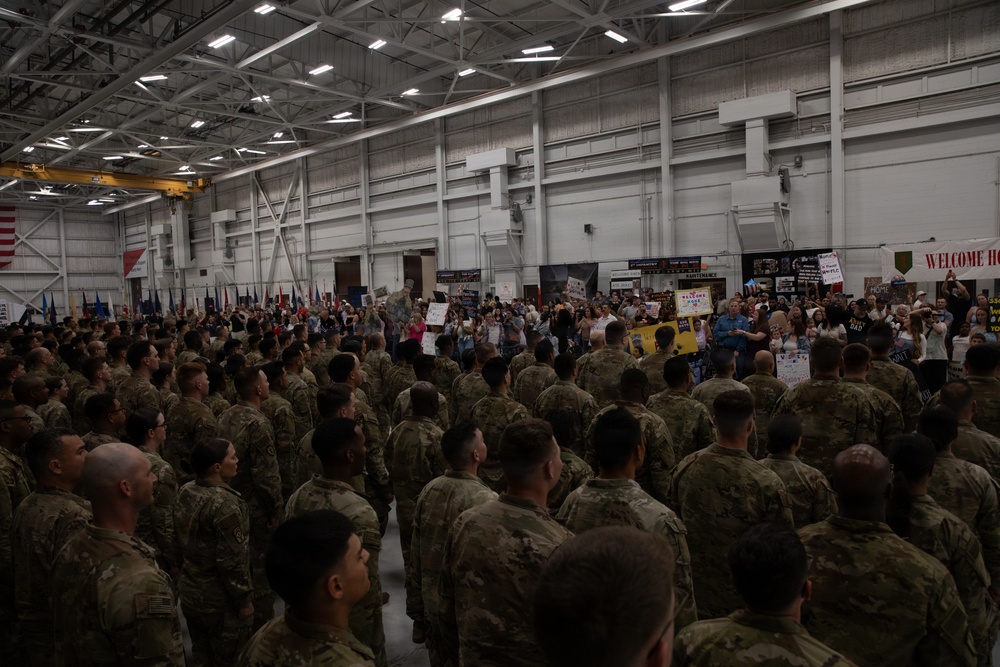 1st ABCT Soldiers Return to Fort Riley After Poland Rotation