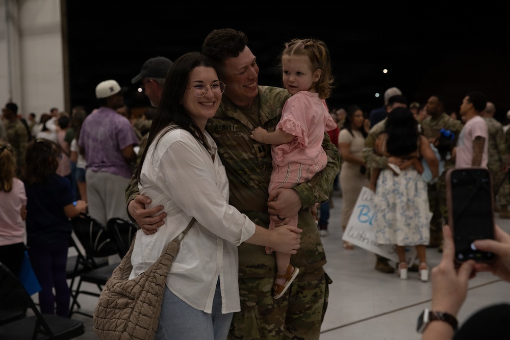 1st ABCT Soldiers Return to Fort Riley After Poland Rotation