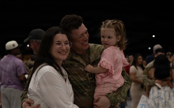 1st ABCT Soldiers Return to Fort Riley After Poland Rotation