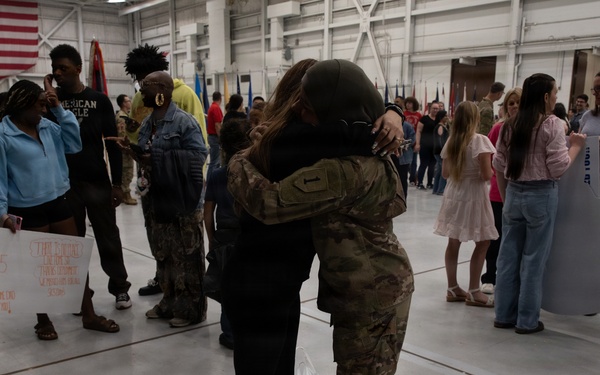 1st ABCT Soldiers Return to Fort Riley After Poland Rotation