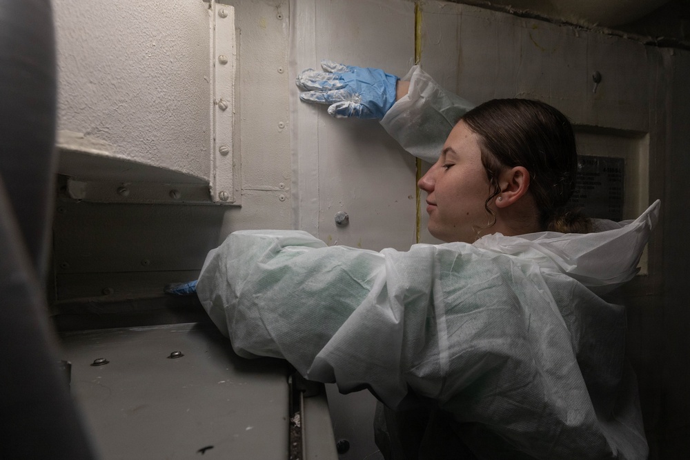 Daily Operations Aboard USS George H.W. Bush (CVN 77)