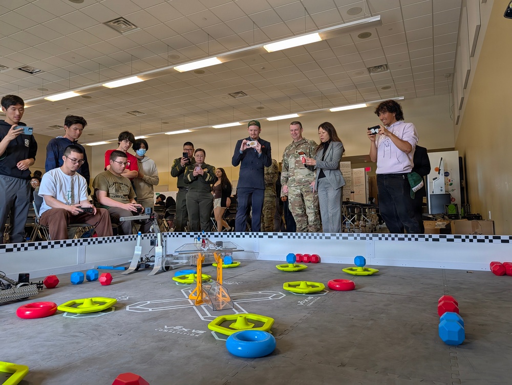 San Francisco JROTC Cadets Tackle STEM at Camp Parks