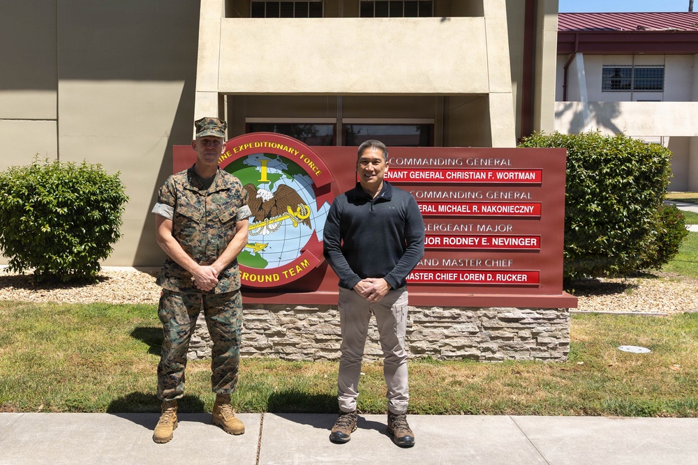 The Honorable Hung Cao Visits I MEF