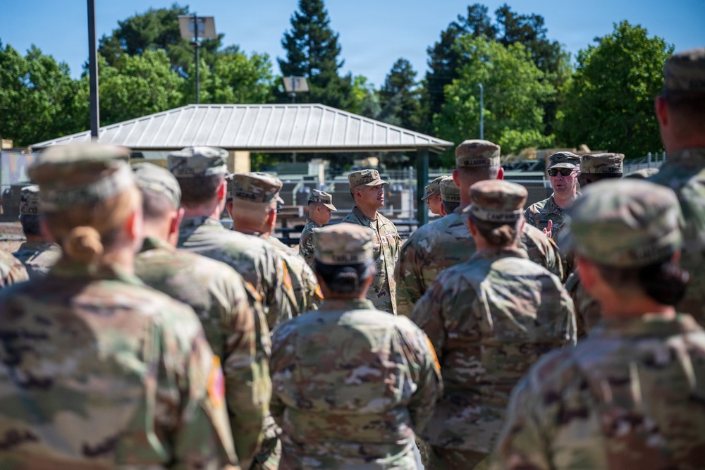 Army Reserve NCO reenlists at Mountain View ceremony
