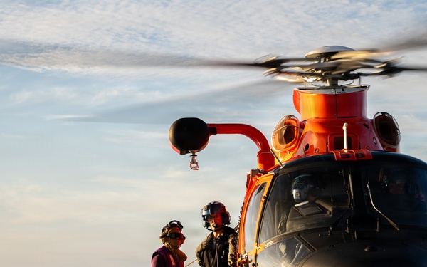 Coast Guard Air Station Barbers Point conducts deck landing qualifications with CGC Harriet Lane (WMEC 903)