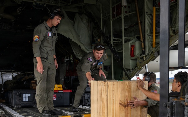 Coast Guard reopens Port of Guam, delivers aid to Saipan