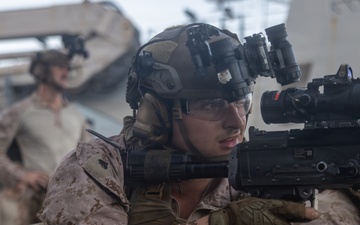 22nd MEU (SOC) | BLT 3/6 Conducts MMG Shoot Aboard USS Fort Lauderdale