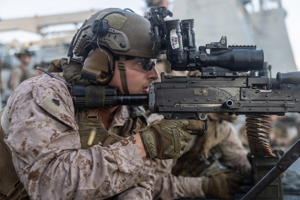 22nd MEU(SOC) | BLT 3/6 Conducts MMG Shoot Aboard USS Fort Lauderdale