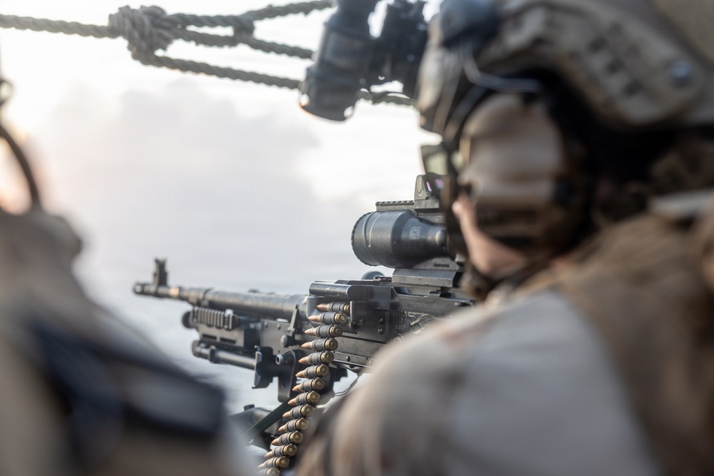 22nd MEU(SOC) | BLT 3/6 Conducts MMG Shoot Aboard USS Fort Lauderdale