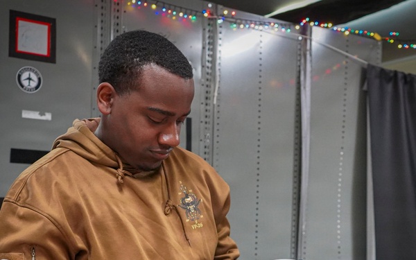 VP-26 Tridents Prep Aircrew Survival Equipment