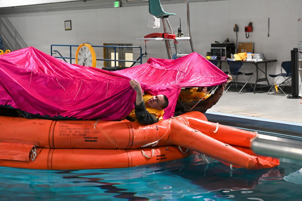 168th Wing KC-135 Stratotanker Aircrew Train for Water Survival