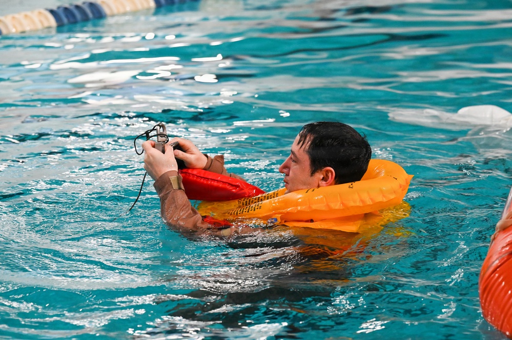 168th Wing KC-135 Stratotanker Aircrew Train for Water Survival
