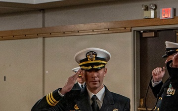 USS Maine (SSBN 741) Gold Crew Changes Command