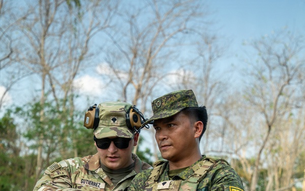 U.S. Soldiers Conduct M17 Training with Philippine Army