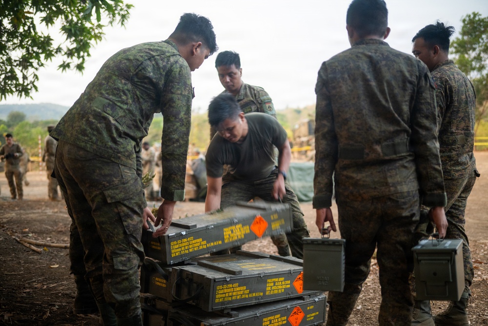 U.S., PAF soldiers execute bilateral live-fire training during Salaknib 26