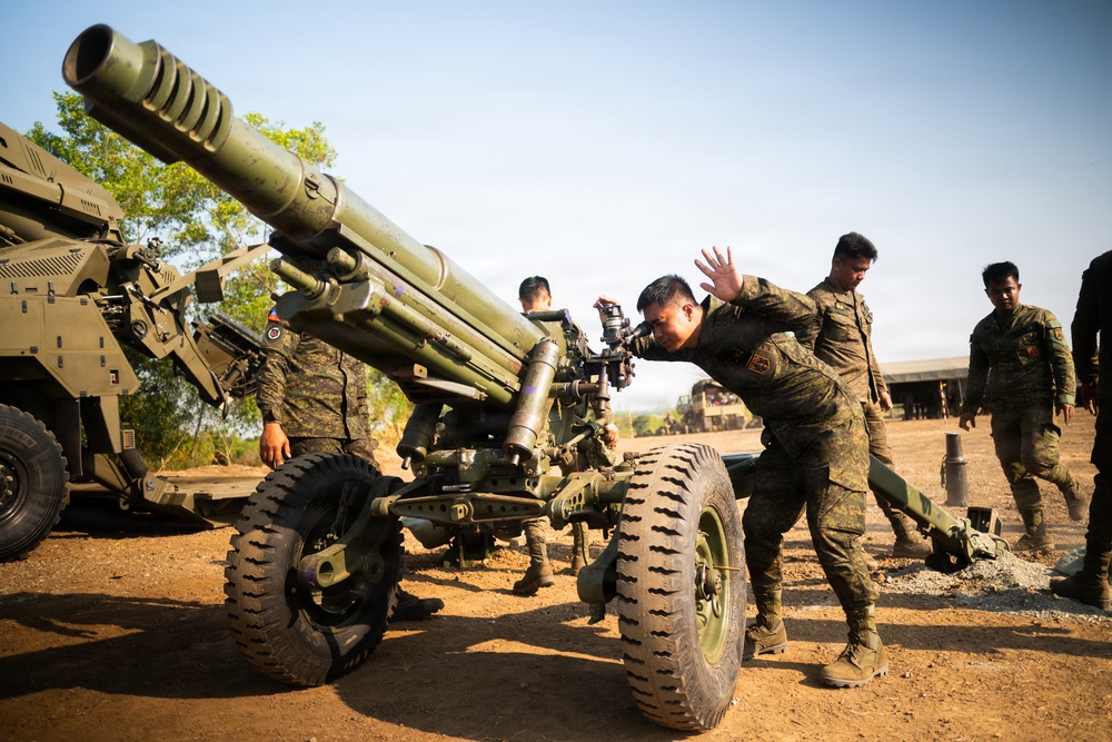 U.S., PAF soldiers execute bilateral live-fire training during Salaknib 26