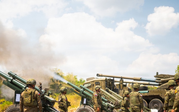 U.S., PAF soldiers execute bilateral live-fire training during Salaknib 26