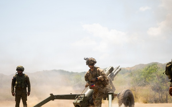 U.S., PAF soldiers execute bilateral live-fire training during Salaknib 26