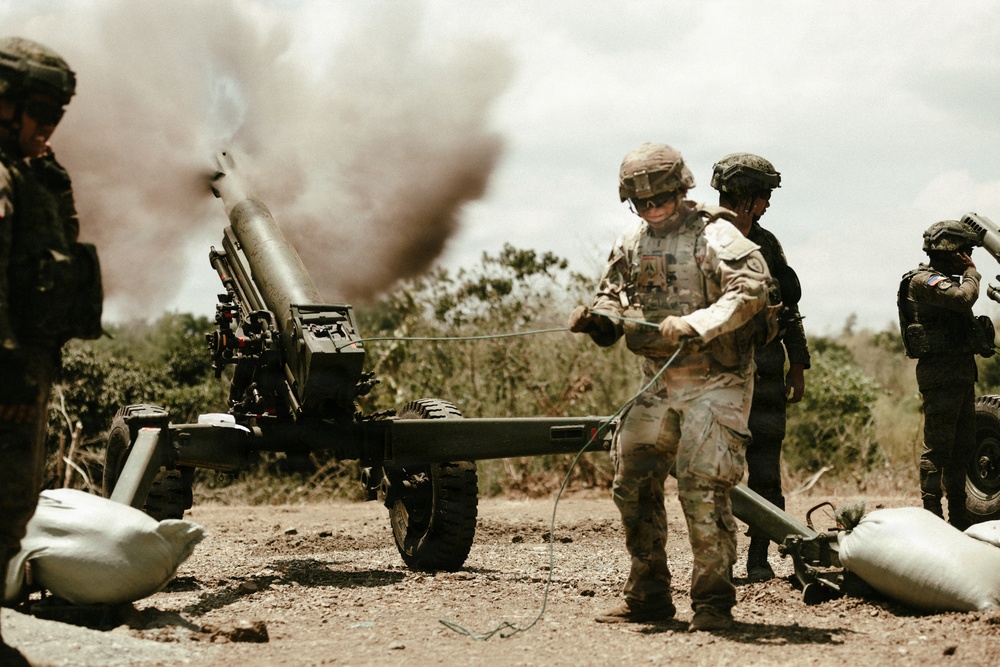 U.S., PAF soldiers execute bilateral live-fire training during Salaknib 26