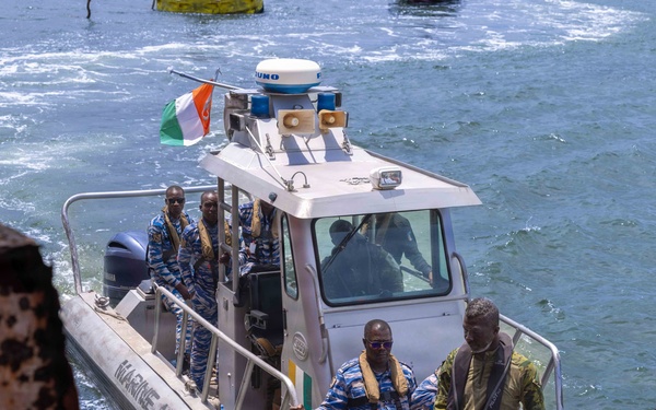 Multinational forces conduct maritime close-quarters combat and medical evacuation training
