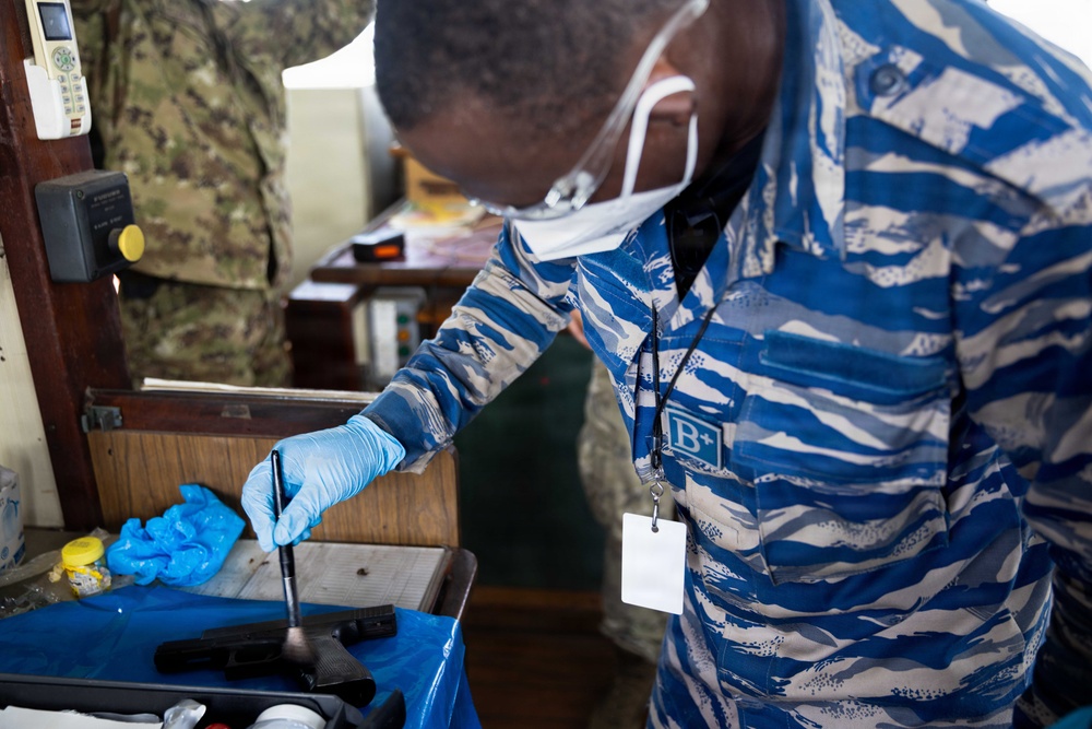 Multinational forces conduct maritime close-quarters combat and medical evacuation training