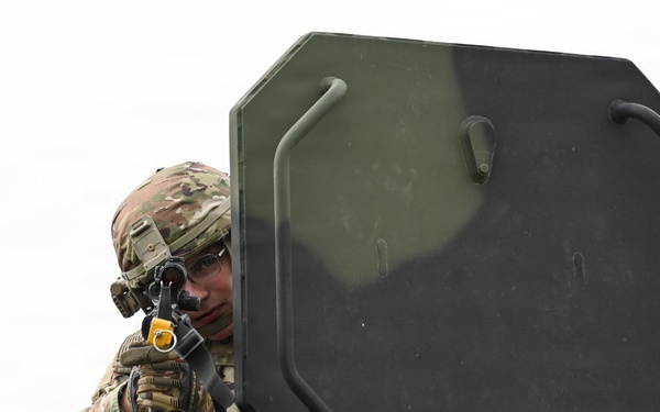 232nd Signal Company React To Contact/Ambush Training