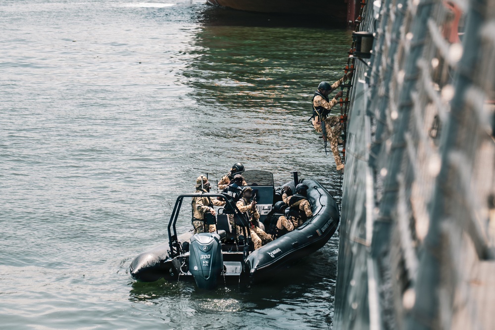 Multinational special operations forces conduct VBSS training during Flintlock 26
