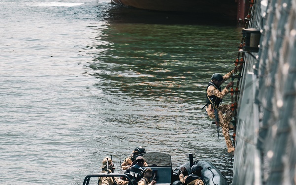 Multinational special operations forces conduct VBSS training during Flintlock 26