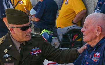 DCNG Commanding General Supports Blue Ridge Honor Flight at WWII Memorial