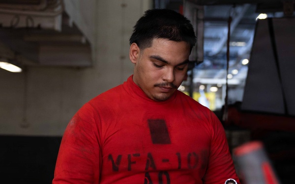 Daily Operations Aboard USS George H.W. Bush (CVN 77)