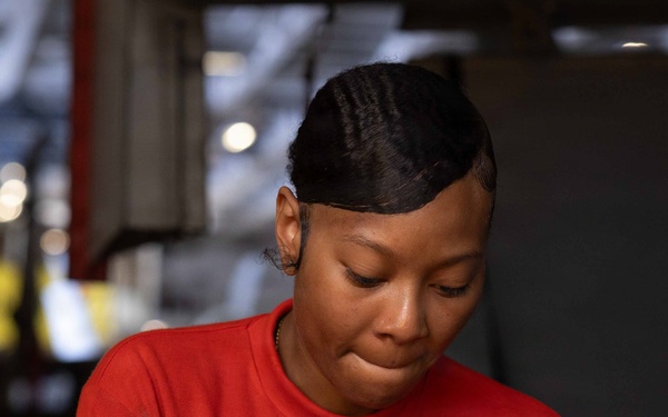 Daily Operations Aboard USS George H.W. Bush (CVN 77)