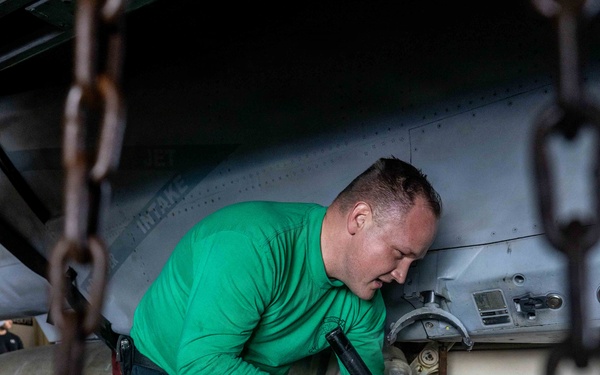 Daily Operations Aboard USS George H.W. Bush (CVN 77)