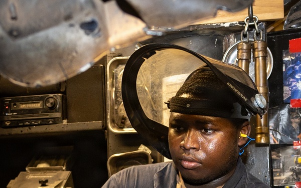 Daily Operations Aboard USS George H.W. Bush (CVN 77)