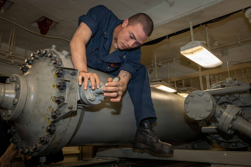 Daily Operations Aboard USS George H.W. Bush (CVN 77)