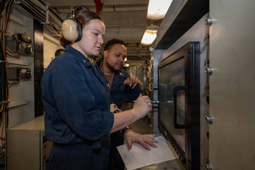 Daily Operations Aboard USS George H.W. Bush (CVN 77)