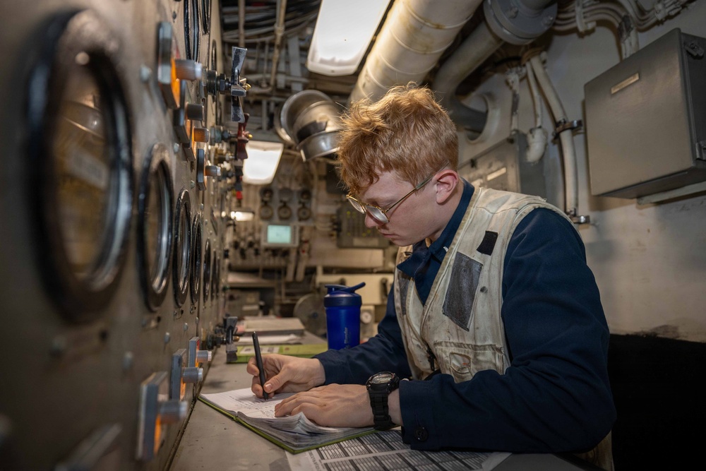 Daily Operations Aboard USS George H.W. Bush (CVN 77)
