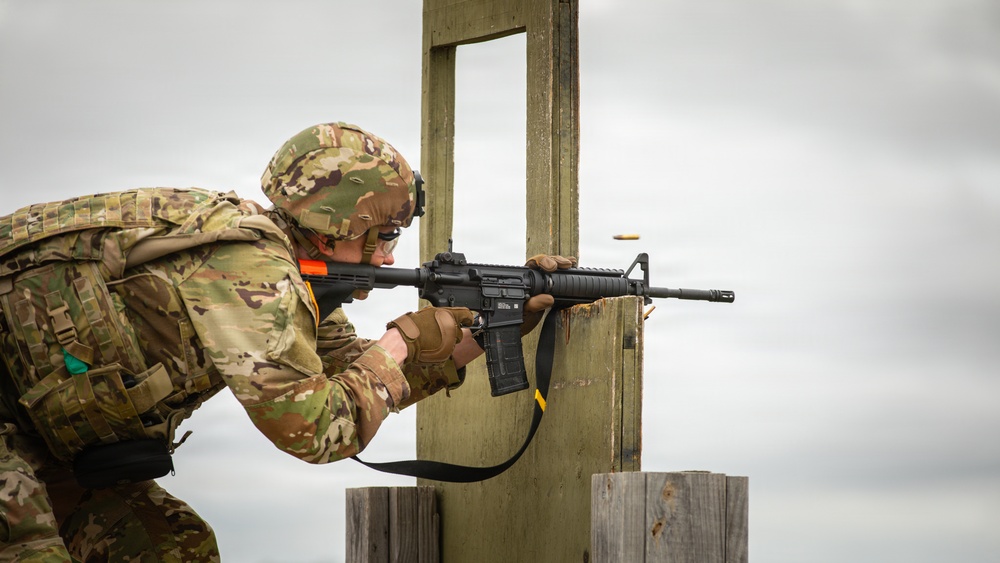 Soldiers from the 316th ESC qualify at ranges