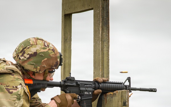 Soldiers from the 316th ESC qualify at ranges
