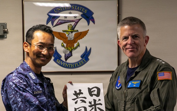 C7F Welcomes Japan Maritime Self-Defense Force Surface Warfare Squadron 6