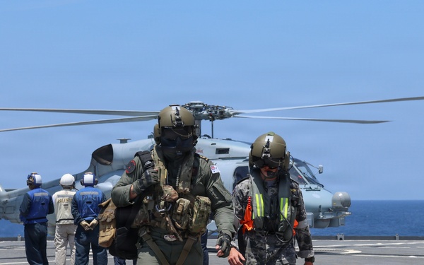 Australia, Canada, and U.S. conduct multilateral operations in South China Sea
