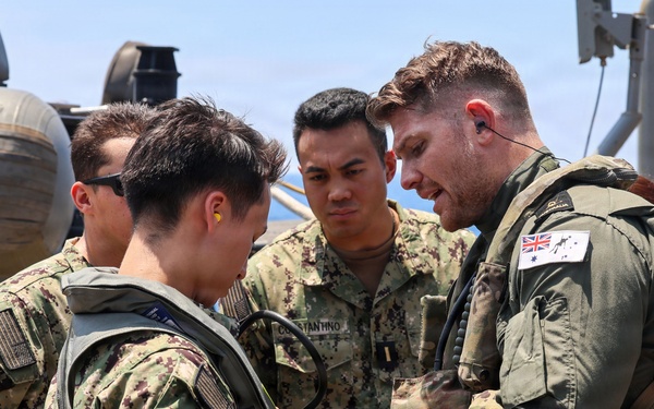 Australia, Canada, and U.S. conduct multilateral operations in South China Sea