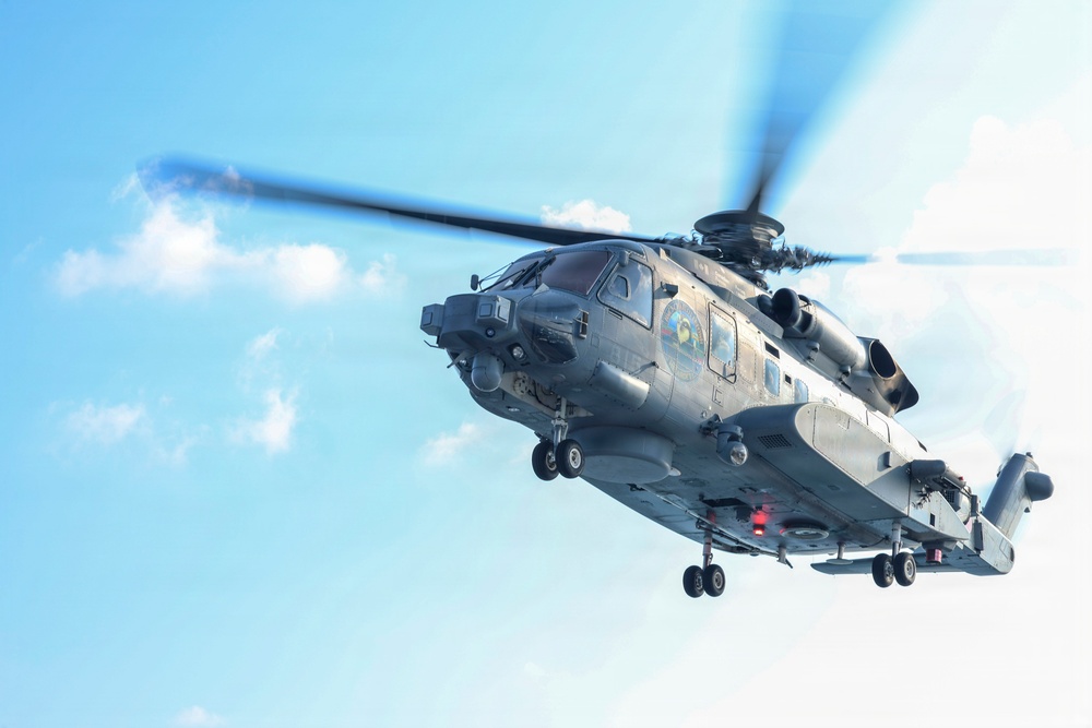 Australia, Canada, and U.S. conduct multilateral operations in South China Sea