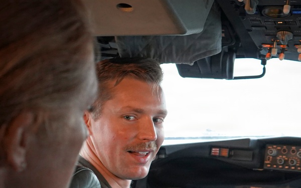 U.S. Seventh Fleet Vice Commander Visits VP-26 Tridents