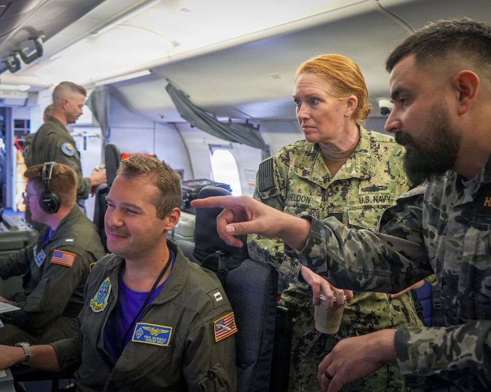 U.S. Seventh Fleet Vice Commander Visits VP-26 Tridents