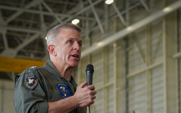 Commander, U.S. Seventh Fleet Visits VP-26 Tridents